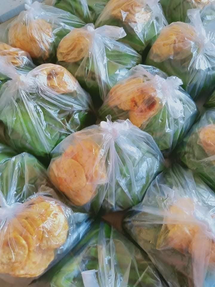 Nasi Tungkuih Daun